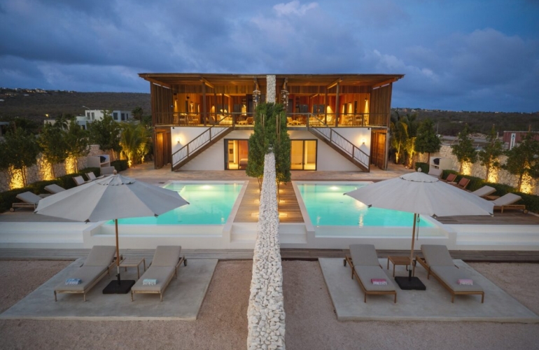 Oceanfront Reef Villa Sabadeco