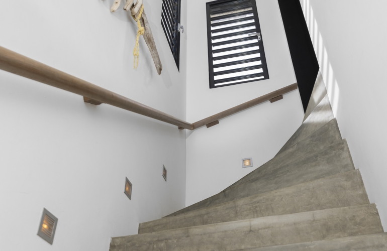 Oceanfront Villa (Vacation Rental Investment)