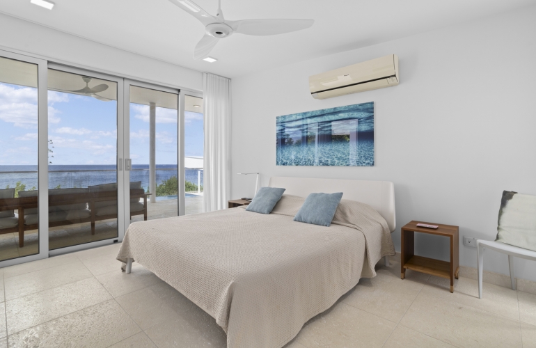 Sabadeco, Crown Keys 7 Ocean Front Villa