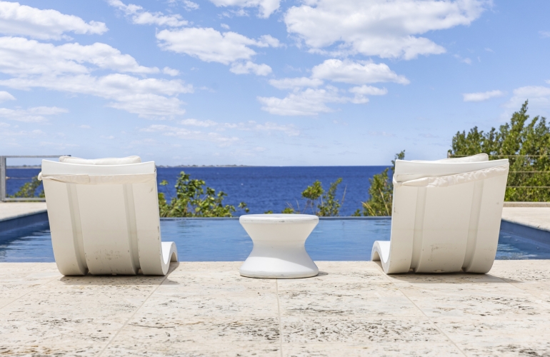 Sabadeco, Crown Keys 7 Ocean Front Villa