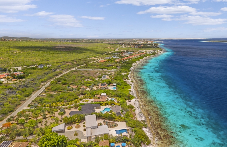 Sabadeco, Crown Keys 7 Ocean Front Villa