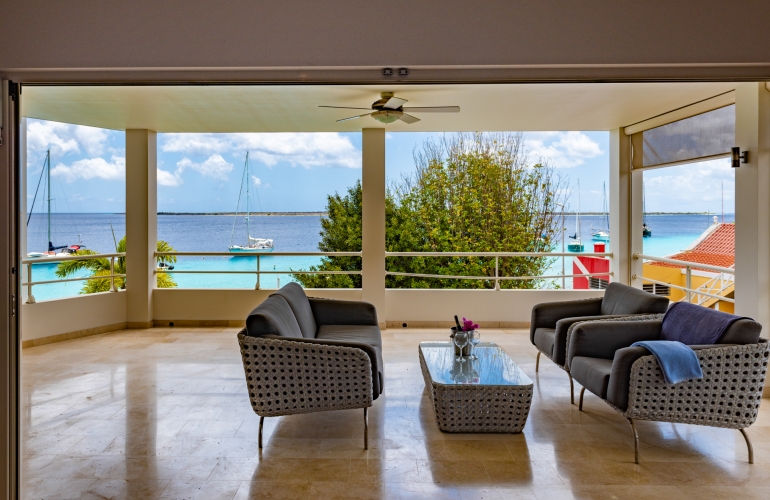 Seaside Suite 3 Luxurious Oceanfront Apartment