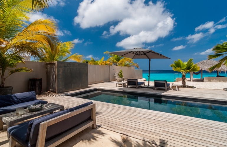 Oceanfront Piet Boon Villa