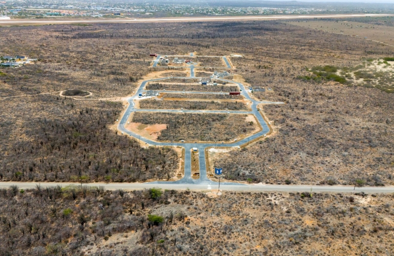 Spacious building Lot Suikerpalm 87