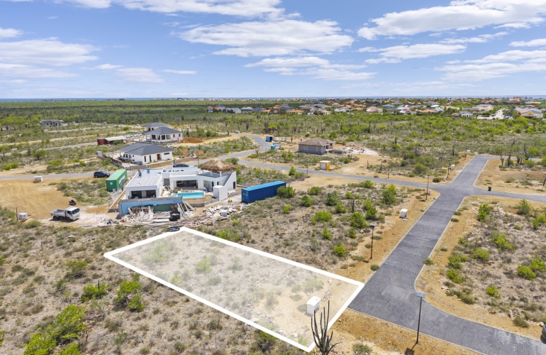 Spacious building Lot Suikerpalm 87