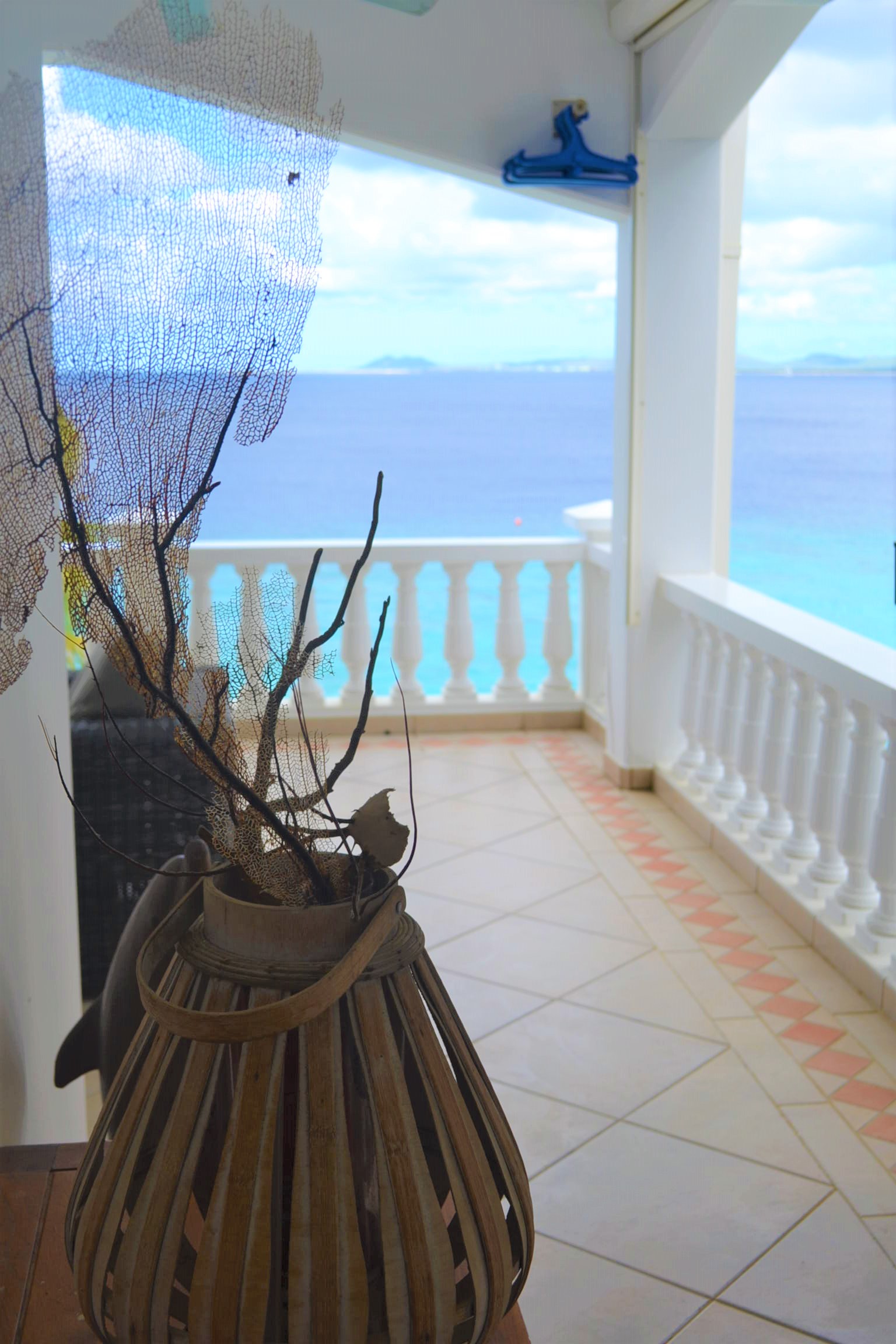 bonaire oceanfront apartments on Belmar Oceanfront Penthouse 22 Us 485 000 Penthouse Belnem Bonaire Bonaire Realty