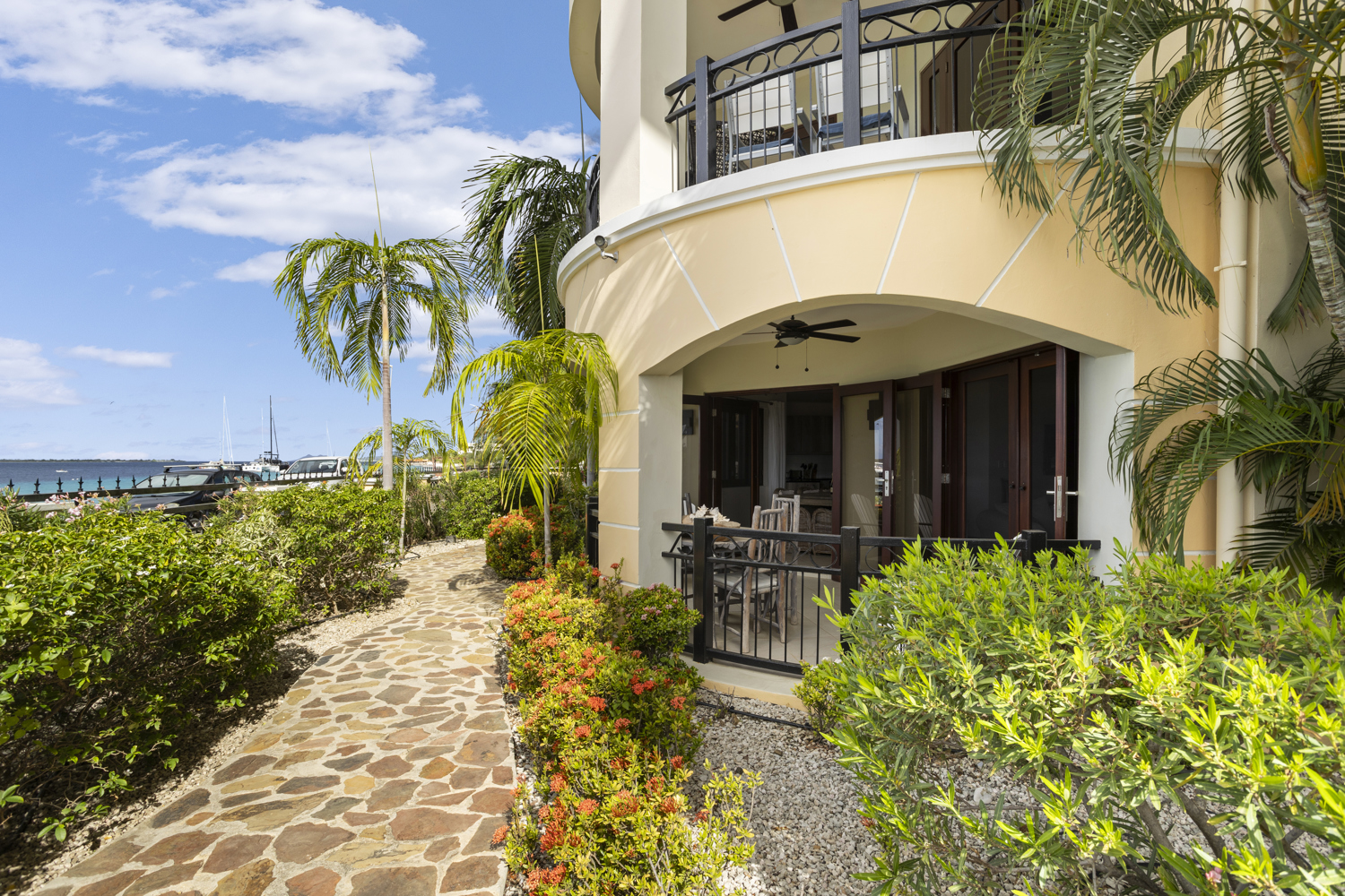 Image showcasing Oceanfront Apartment Elegancia del Caribe #2 ( US$ 680,000, Private ...