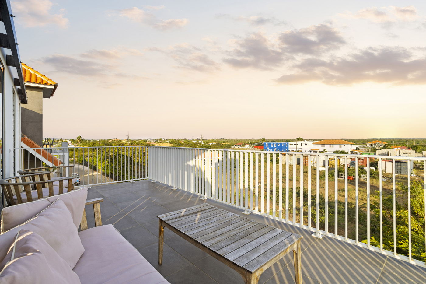 For Rent: Luxury 5 Bedroom Ocean View Penthouse With Premium Facilities ... - Luxury Sustainable Penthouse View Apartments For Rent