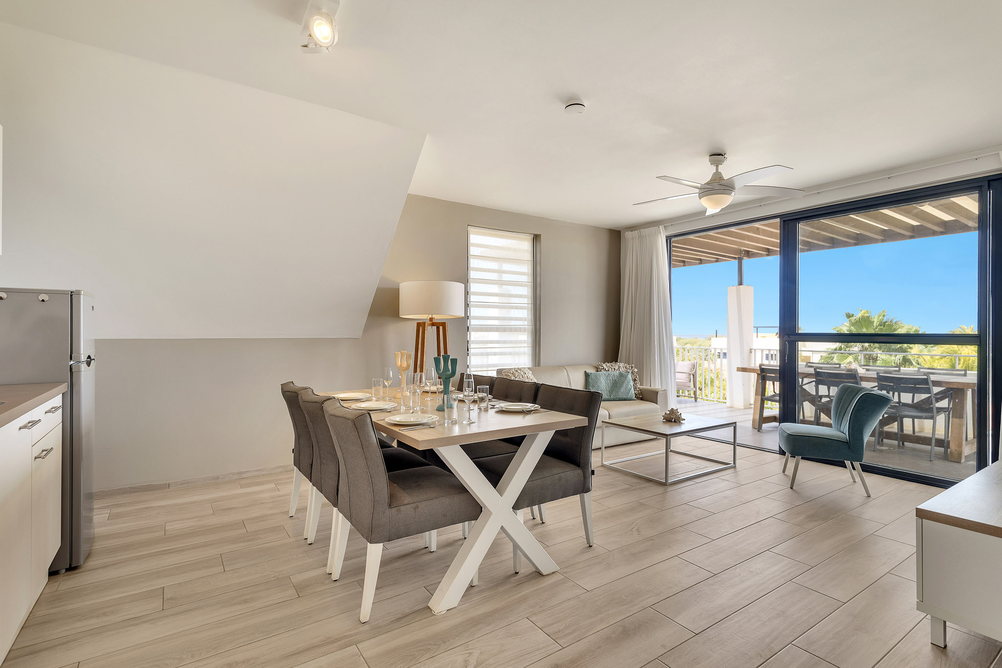 Resort Bonaire Penthouse B2.4 ( US$ 495,000, Long Lease Land, Belnem ... - Resort Penthouse Apartment Complexes