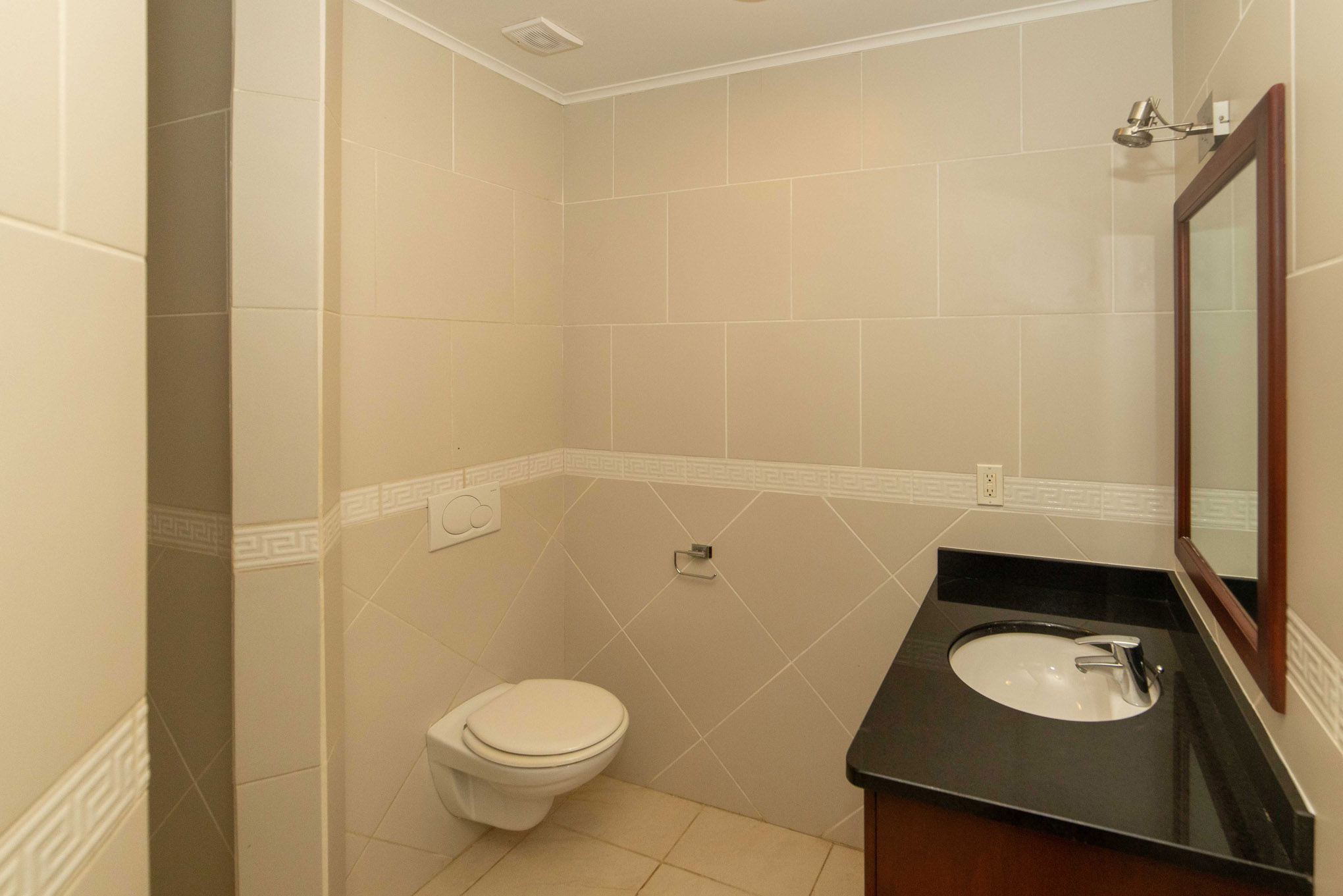 Oceanfront Apartment Elegancia 2 ( US$ 680.000, Apartment, Kralendijk ...