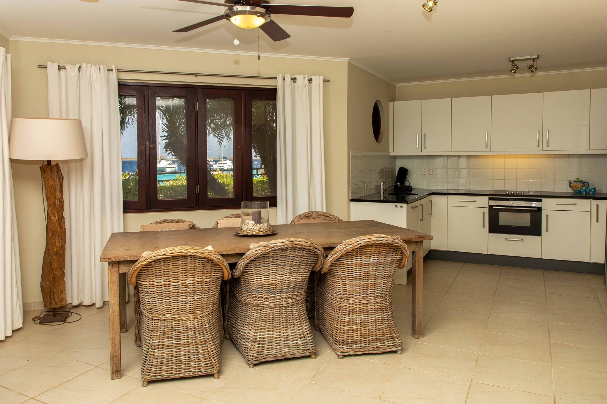 Oceanfront Apartment Elegancia 2 ( US$ 680.000, Apartment, Kralendijk ...
